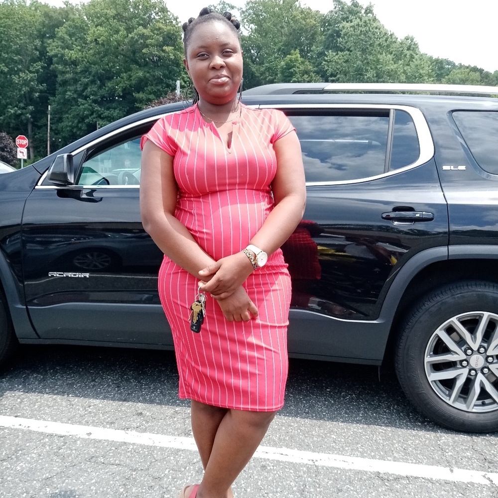 Meet your Posher, Akuvi